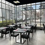 Ibis Styles Lyon Saphir 3* Lyon