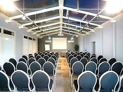 Ibis Styles Gorge De Loup Saphir