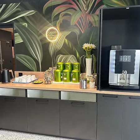Ibis Styles Gorge De Loup Saphir