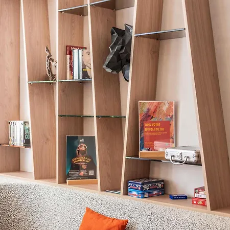 Ibis Styles Gorge De Loup Saphir Hotel