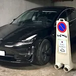 Saphir 3* ليون