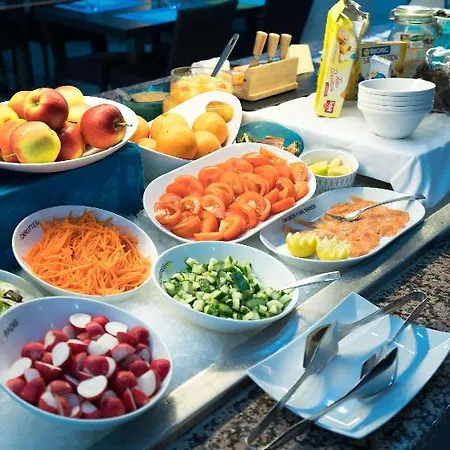 Ibis Styles Lyon Gorge De Loup Saphir מלון
