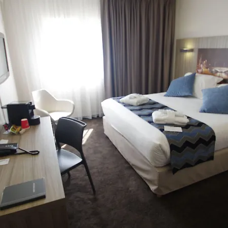 Ibis Styles Gorge De Loup Saphir