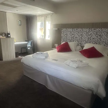 Ibis Styles Lyon Gorge De Loup Saphir מלון