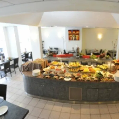 Ibis Styles Gorge De Loup Saphir Ξενοδοχείο 3*