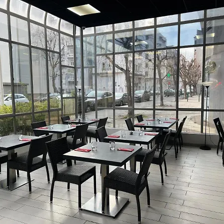 Saphir 3* Lyon