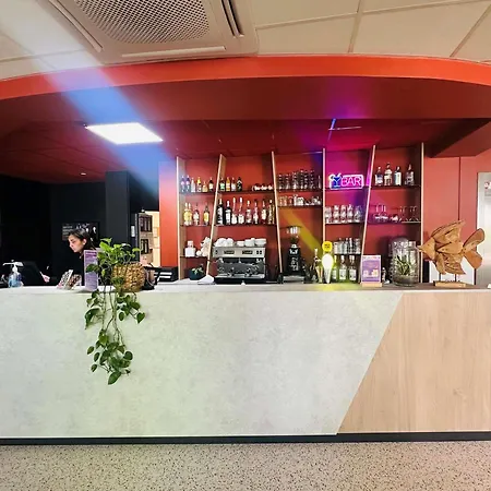 Ibis Styles Gorge De Loup Saphir